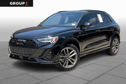 Certified 2025 Audi Q3 2.0T Premium w/ Convenience Package