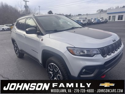 Used 2024 Jeep Compass Trailhawk