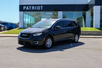 Used 2021 Chrysler Pacifica Touring-L