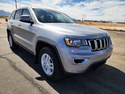 Used 2020 Jeep Grand Cherokee Laredo