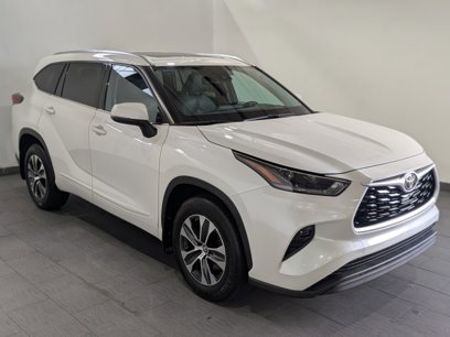 Used 2021 Toyota Highlander XLE