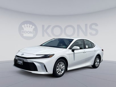 New 2025 Toyota Camry LE
