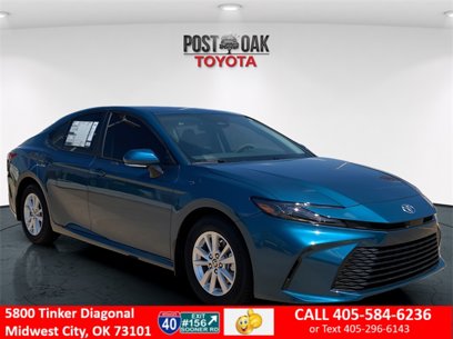 New 2025 Toyota Camry LE