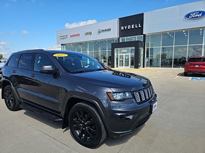 Used 2017 Jeep Grand Cherokee Altitude