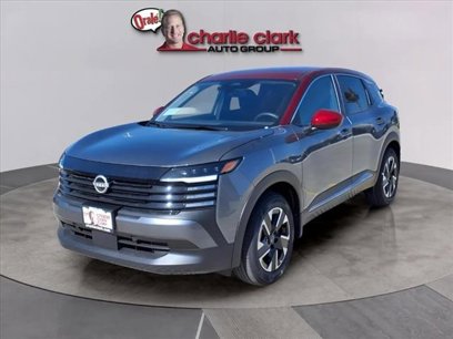 New 2025 Nissan Kicks SV