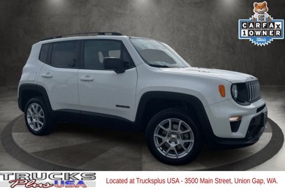 Used 2023 Jeep Renegade Latitude w/ Sun/Sound Group