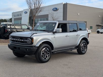 New 2024 Ford Bronco Outer Banks