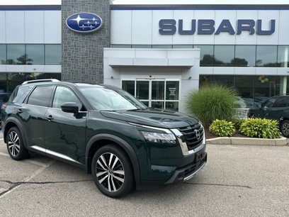 Used 2024 Nissan Pathfinder Platinum