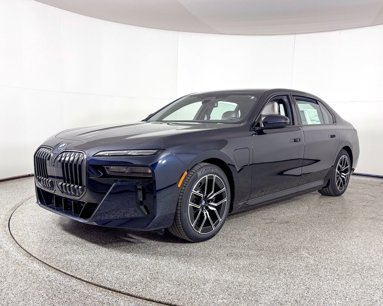 New 2025 BMW 750e xDrive w/ Executive Package
