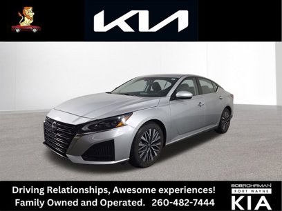 Used 2023 Nissan Altima 2.5 SV