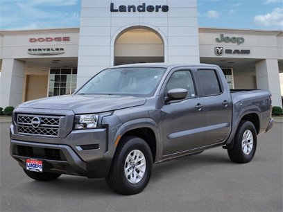 Used 2024 Nissan Frontier SV