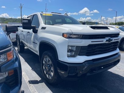 Used 2024 Chevrolet Silverado 2500 Custom w/ Custom Value Package