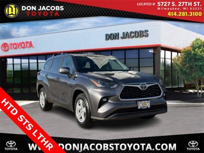 Used 2023 Toyota Highlander LE