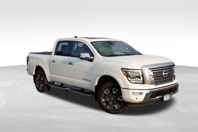 Used 2024 Nissan Titan Platinum Reserve w/ Moonroof Package
