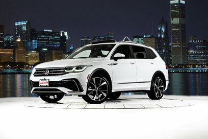Used 2022 Volkswagen Tiguan SEL R-Line