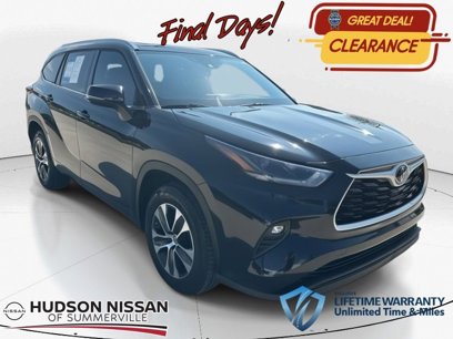 Used 2021 Toyota Highlander XLE