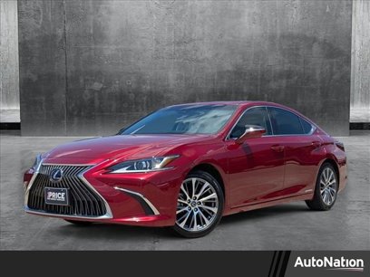 Used 2020 Lexus ES 300h w/ Premium Package