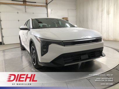 New 2025 Kia K4 EX