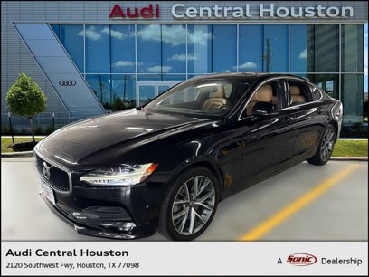 Used 2017 Volvo S90 T6 Momentum w/ Vision Package