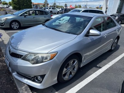 Used 2014 Toyota Camry SE