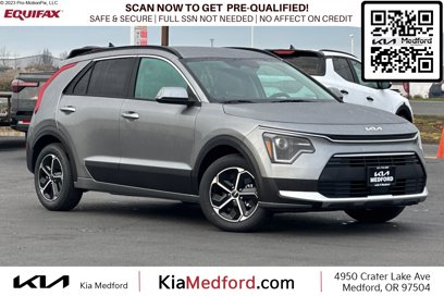 New 2025 Kia Niro EX