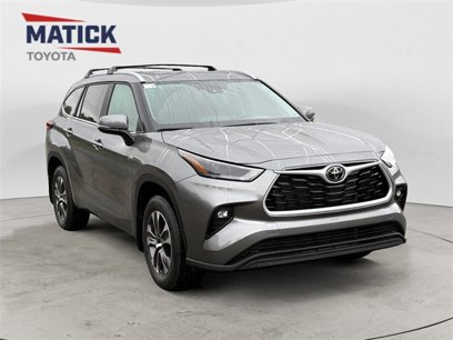 New 2025 Toyota Highlander XLE