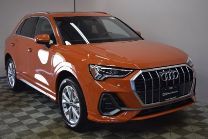 New 2025 Audi Q3 2.0T Premium Plus w/ Premium Plus Package