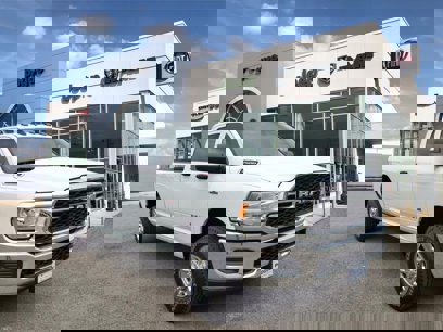 Used 2022 RAM 2500 Tradesman w/ Chrome Appearance Group