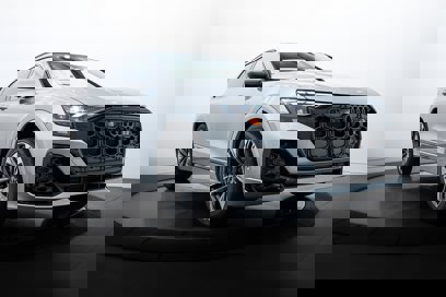 New 2025 Audi Q8 Premium Plus