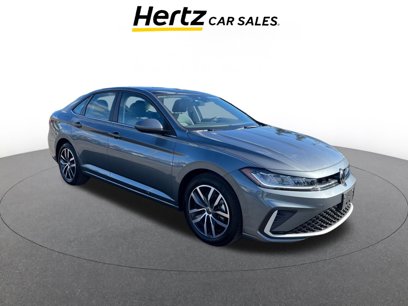 Used 2025 Volkswagen Jetta SE