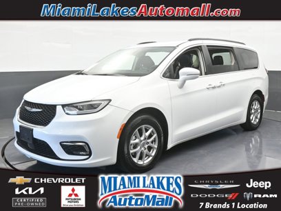 Used 2022 Chrysler Pacifica Touring-L