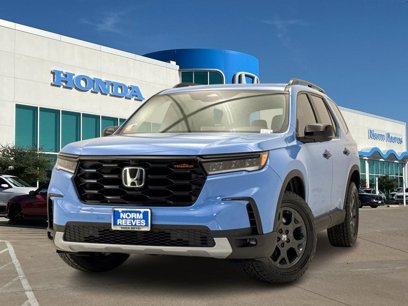 New 2025 Honda Pilot TrailSport