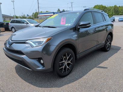 Used 2018 Toyota RAV4 SE