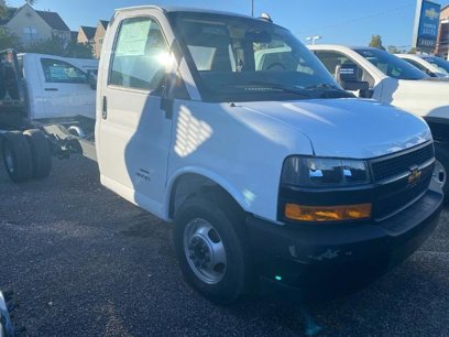New 2024 Chevrolet Express 4500 w/ Power Convenience Package