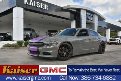 Used 2017 Dodge Charger SE