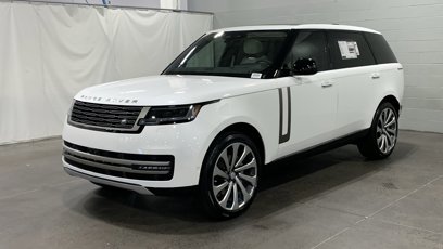 New 2025 Land Rover Range Rover Long Wheelbase SE