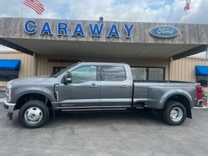 New 2025 Ford F350 Lariat