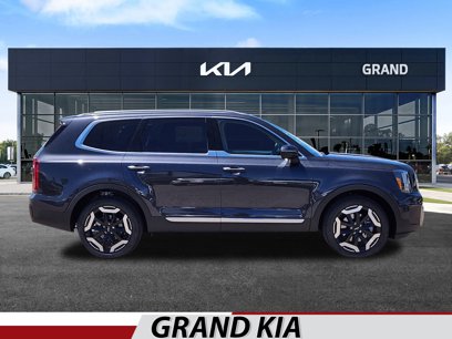 New 2025 Kia Telluride S