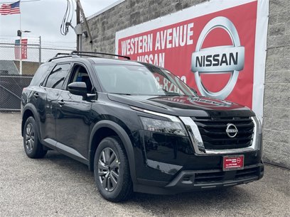 New 2025 Nissan Pathfinder SV