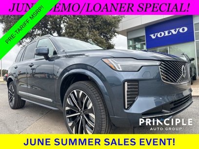 New 2025 Volvo XC90 B5 Core w/ Climate Package