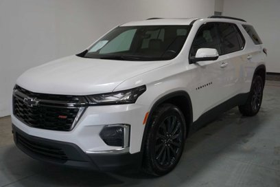 Used 2023 Chevrolet Traverse RS