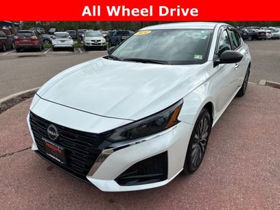 Used 2024 Nissan Altima 2.5 SV