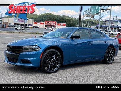 Used 2022 Dodge Charger SXT w/ Blacktop Package