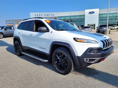 Used 2015 Jeep Cherokee Trailhawk w/ Comfort/Convenience Group