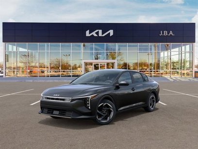 New 2025 Kia K4 EX