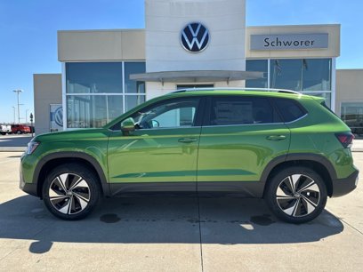 New 2025 Volkswagen Taos SE