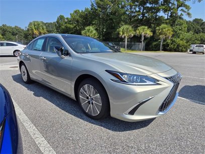 New 2025 Lexus ES 350 w/ Premium Package