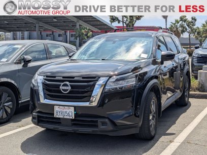 Used 2022 Nissan Pathfinder SV