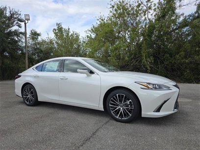 New 2025 Lexus ES 350 w/ Premium Package
