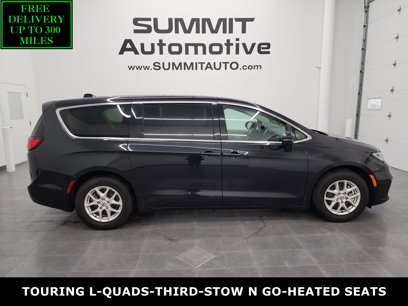 Used 2023 Chrysler Pacifica Touring-L